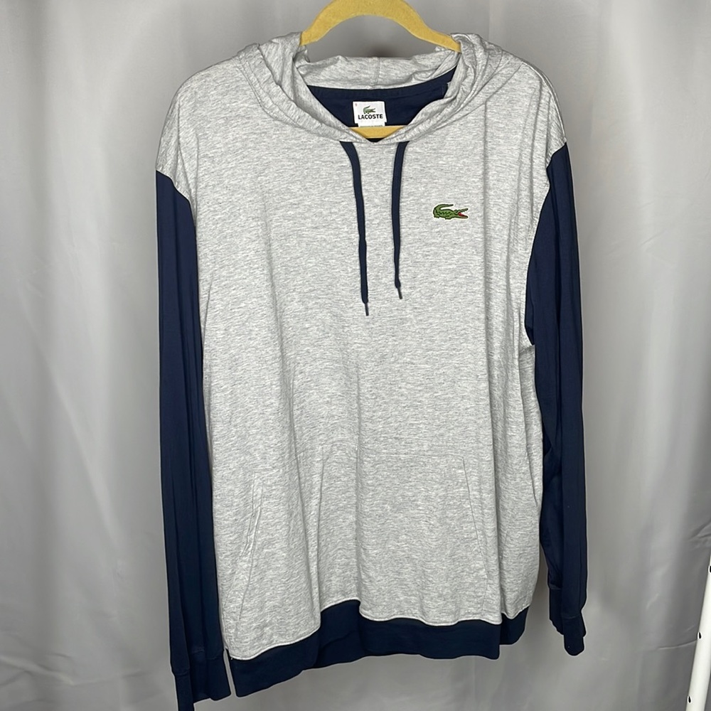 Men's Lacoste Blue + Navy color block Pullover Hoodie Size 9 (4XL) LIKE NEW COND